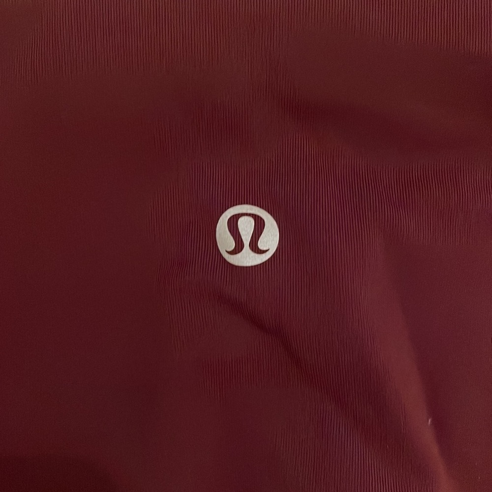 Plum size 4 Lululemon leggings - Picture 5 of 5